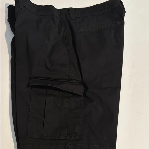Armani exchange Men's Black Cargo Shorts - Picture 5 of 6